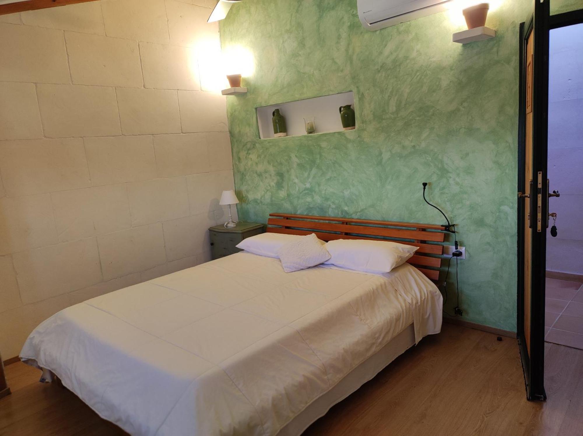 Turismo Rural Biniati Des Pi Guest House Sant Lluis Room photo