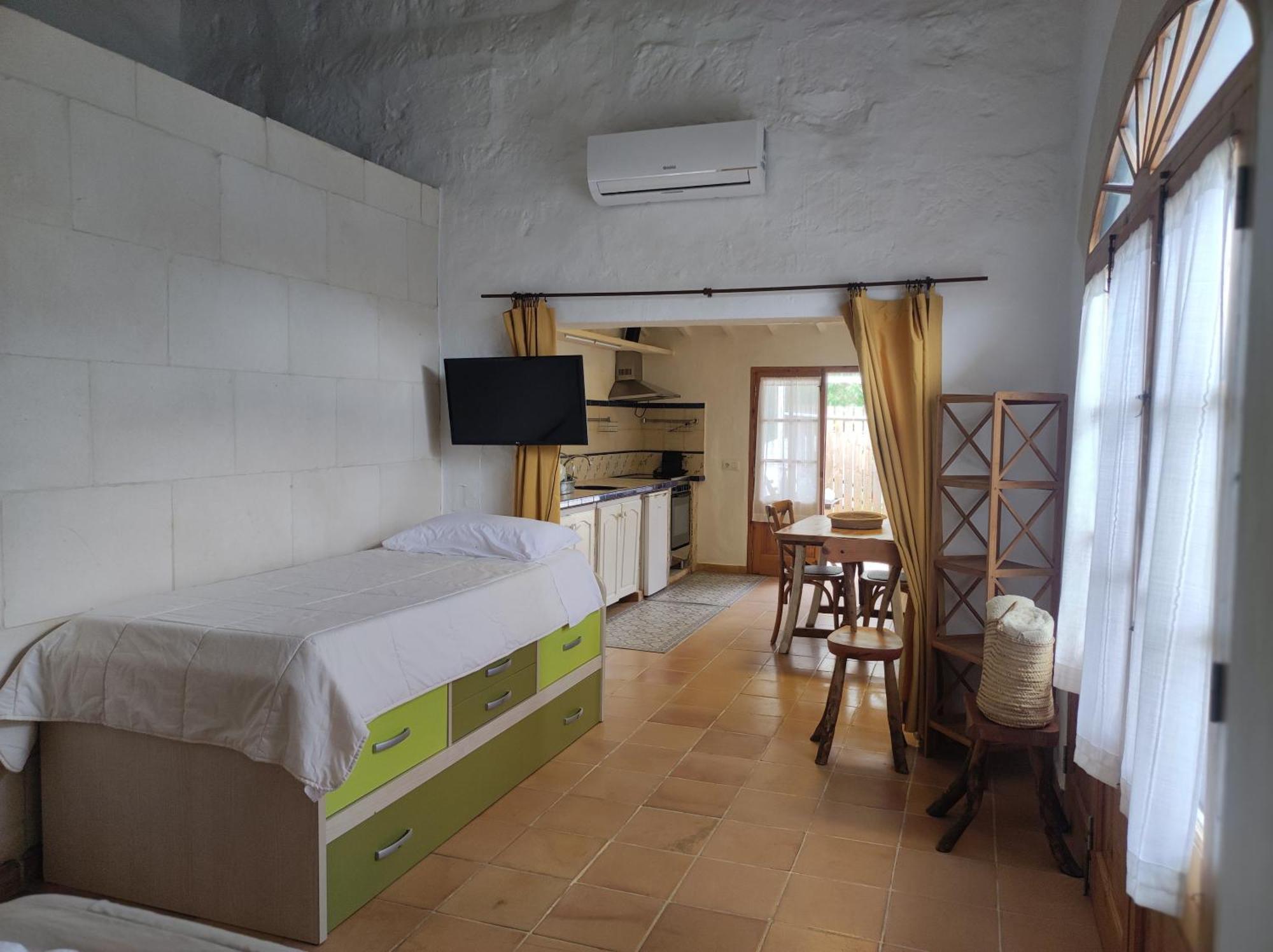 Turismo Rural Biniati Des Pi Guest House Sant Lluis Room photo